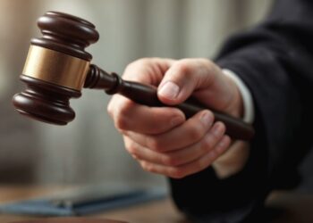 Суд розпочав обирати запобіжний захід Єрмаку