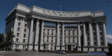 МЗС готує до літньої наради послів кадрові пропозиції для ротацій і заповнення вакансій – Сибіга