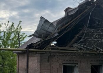 У Слов’янську через обстріли РФ поранені 7-річний хлопчик і його мама