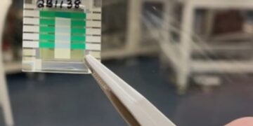 Вчені створили квантовий акумулятор, який заряджається майже миттєво
