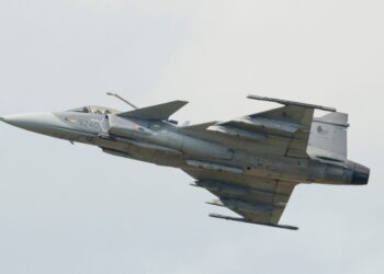 Українські пілоти вже навчаються на винищувачах Gripen
