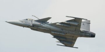 Українські пілоти вже навчаються на винищувачах Gripen