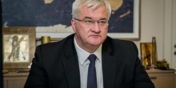 У війні настає переломний момент, – Сибіга