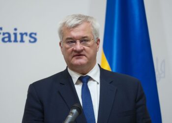 “Доведеться боротися за своїх людей”: МЗС зробило заяву про українців за кордоном