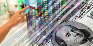 Умов для зниження немає: що чекати від курсу долара та євро наступного тижня