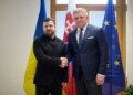Зеленський зустрівся з Фіцо: про що домовились