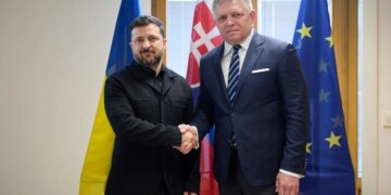 Зеленський зустрівся з Фіцо: про що домовились