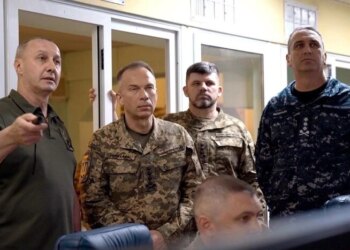 Сирський перевірив ППО на півдні та розповів про плани ворога