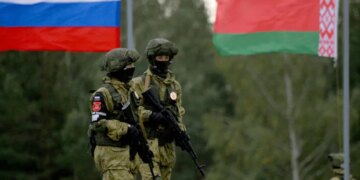 путін тисне на лукашенка у спробі відкриття "другого фронту" – WSJ