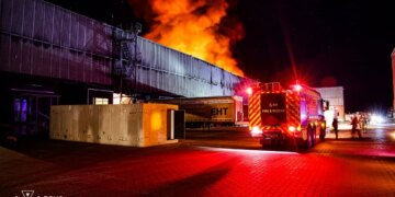 росіяни частково знищили хаб Укрпошти під час атаки на Харків