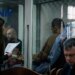 Водій, який в’їхав у перехід і спричинив загибель чотирьох людей, прибув до зали суду в інвалідному візку