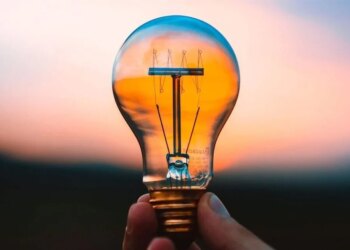 В окупованому Криму запровадили віялові відключення електроенергії після нічних атак