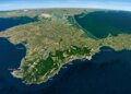 Після атак без світла залишилася майже половина окупованого Криму