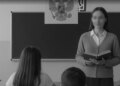 росія перетворює вчителів у пропагандистів на окупованих територіях – ЦПД