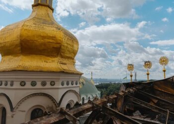 Удар по Лаврі. Час думати ось про що