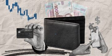 Що чекати від долара влітку і як курс впливає на ціни в магазинах: бліц з банкіром