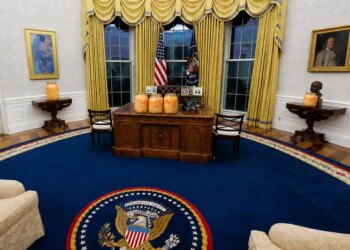 Чиновники Трампа сидять на дієті з квашеної капусти