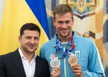 Президент призначив державні стипендії легендарним українським спортсменам