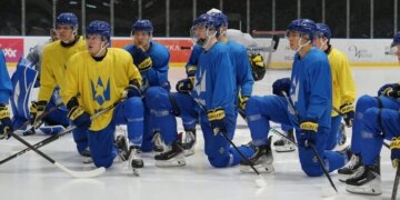 Збірні України з хокею дізналися місця проведення Чемпіонатів світу 2027