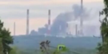 «Привітання» з Днем РФ. Уражено один із найбільших російських нафтохімічних заводів