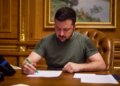 Зеленський провів кадрові зміни в дипломатичному корпусі