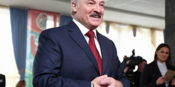 Понад 500 заводів білорусі працюють на російську армію – AP