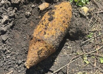 Житель Харківщини знайшов на подвір’ї 100-кілограмову бомбу часів Другої світової (фото)