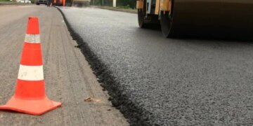 Ремонт доріг вийшов на рекордні показники: за які траси візьмуться далі