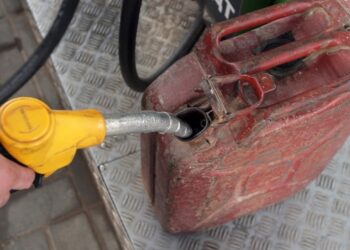 У Новосибірській області РФ призупинили продаж пального на деяких АЗС