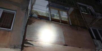 Росіяни з вечора понад 20 разів били по Дніпропетровщині, двоє поранених