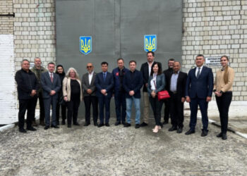 Україна показала іноземним дипломатам табір для військовополонених «Захід-1»