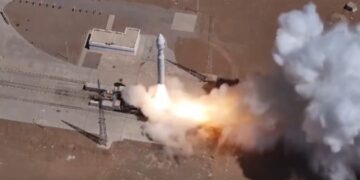 Китай запустив у космос вісім супутників спостереження за Землею