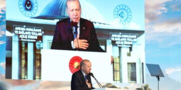 В Анкарі відкрили аеропорт для прийому делегацій саміту НАТО
