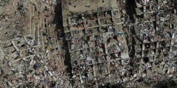 Кількість загиблих від землетрусів у Венесуелі зросла до 1430 людей