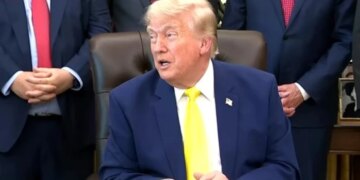 «Дивіться матчі вдома». Трамп висловився про дорогі квитки на фінал НБА
