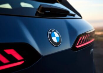 BMW зафіксувала різке падіння інтересу до авто з ДВЗ