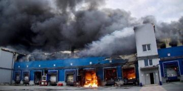 Під Дніпром повністю знищено розподільчий центр АТБ: що відомо про наслідки