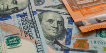 Україна втратила частину міжнародних резервів: в НБУ назвали причини