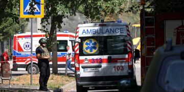 Окупанти вдарили ракетою по Харківщині, є загибла та поранені