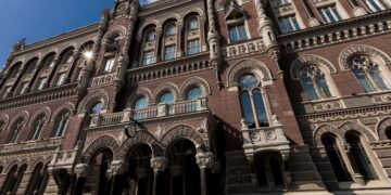 В Україні індекс фінансового стресу впав до довоєнного рівня, а в РФ – б’є рекорди