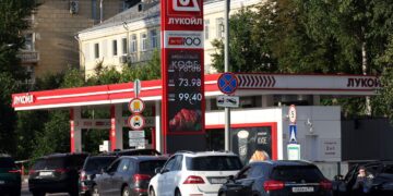 У Криму дали невтішний прогноз щодо пального попри обіцянки Путіна