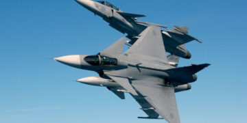 Україна та Швеція уклали угоду про закупівлю 16 винищувачів Gripen E