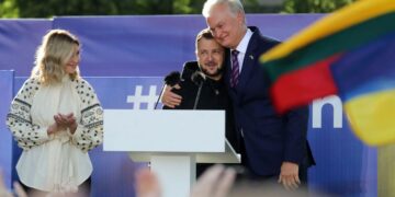 Науседа нагадав Навроцькому, чому не варто сваритись із Зеленським