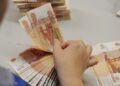 Bloomberg: у кремлі попередили путіна про ризик бюджетної кризи через війну