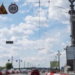 Десятки автівок зупинилось: один із мостів Києва перекрили, – ФОТО