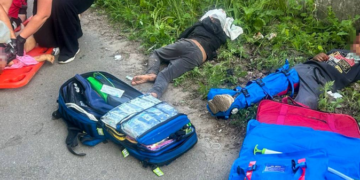Смертельна аварія на Київщині: десятки постраждалих і уламки металу, – ФОТО