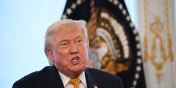Трамп висунув ультиматум власникам АЗС