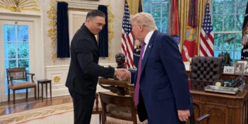 Усик зустрівся з Трампом у Білому домі
