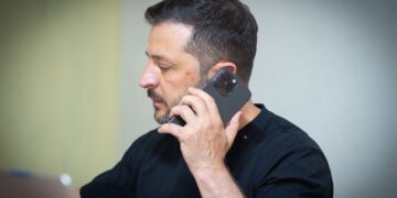 Зеленський провів телефону розмову з Трампом, – джерело РБК-Україна