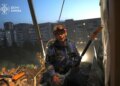 У Києві всю ніч працювали рятувальники на двох локаціях після атаки рф, в одному районі роботи тривають